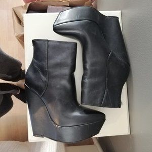 BCBGMAXAZRIA  Real Leather Booties